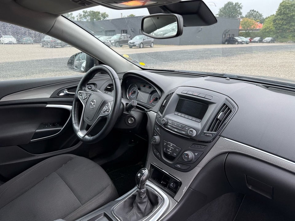Opel Insignia 1,4 T 140 Edition Sports Tourer eco 5d