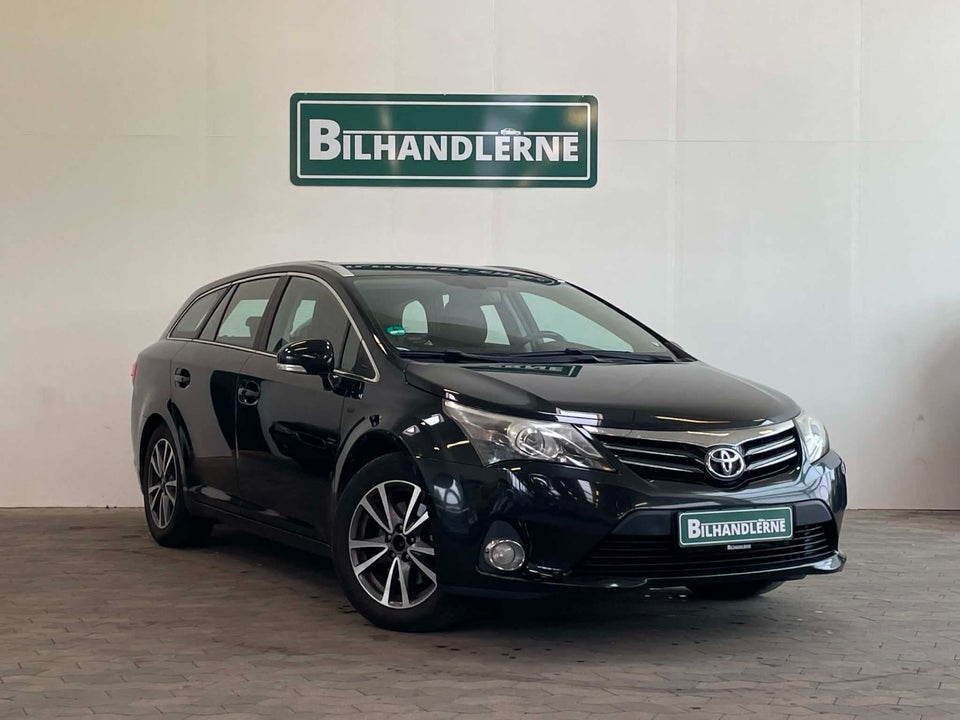 Toyota Avensis 2,2 D-4D 150 T2 Touch stc. 5d