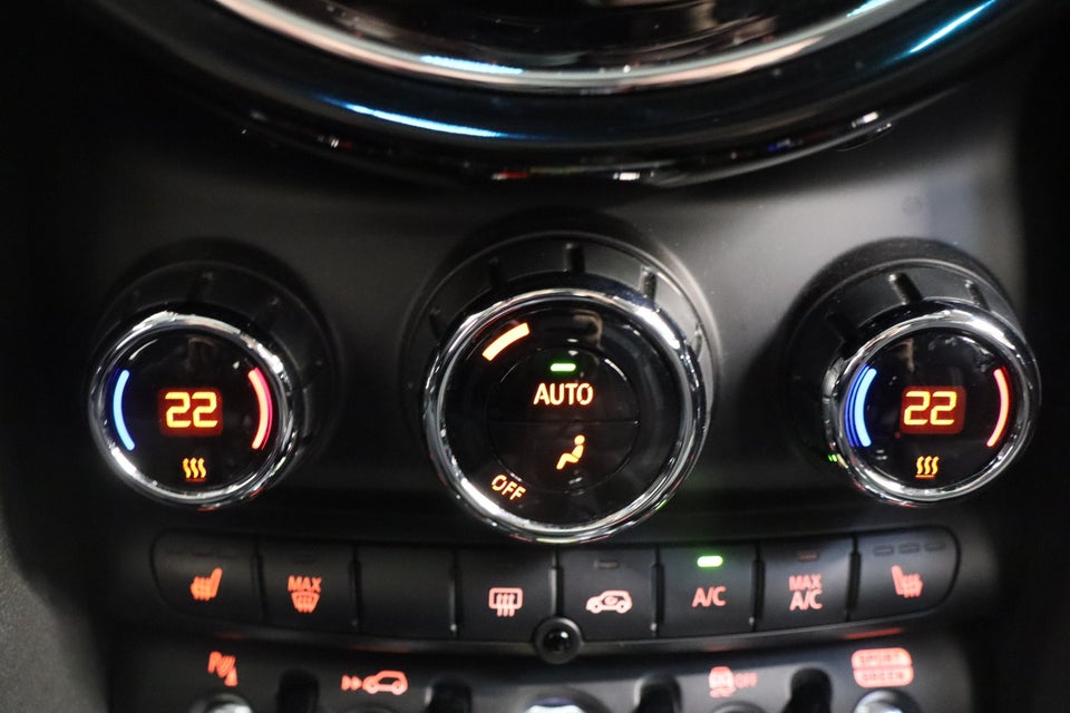 MINI Cooper SE Maximise 3d