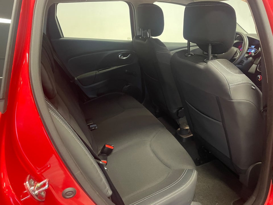 Renault Clio IV 0,9 TCe 90 Zen Sport Tourer 5d