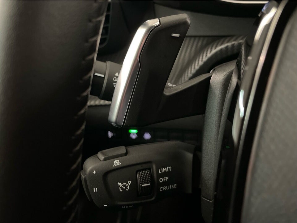 Peugeot 2008 1,2 PureTech 130 Allure Pack EAT8 5d