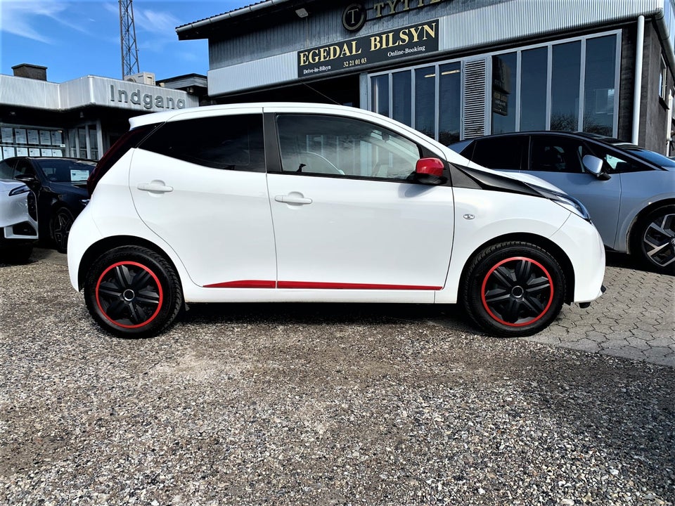 Toyota Aygo 1,0 VVT-i x-pression x-shift 5d