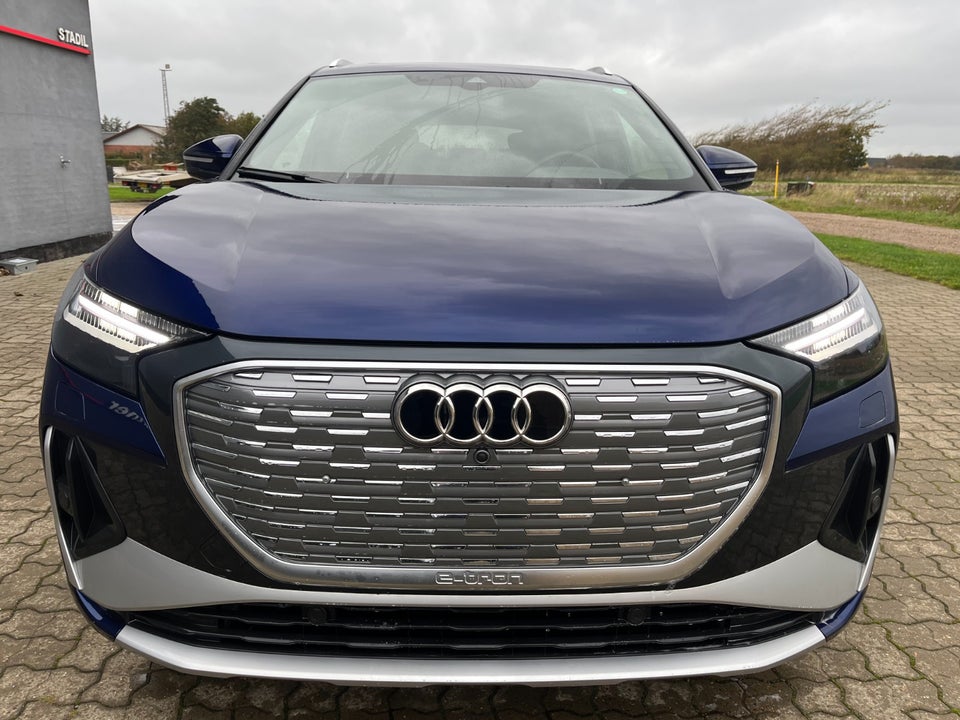Audi Q4 e-tron 40 S-line 5d