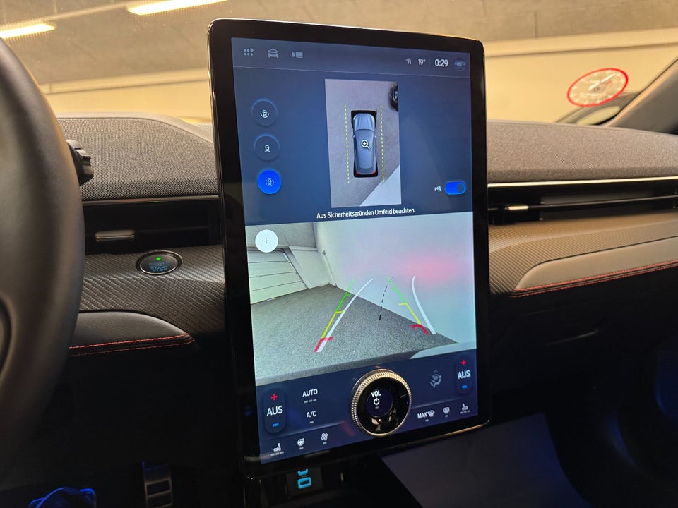 Ford Mustang Mach-E 98 Extended Range 5d