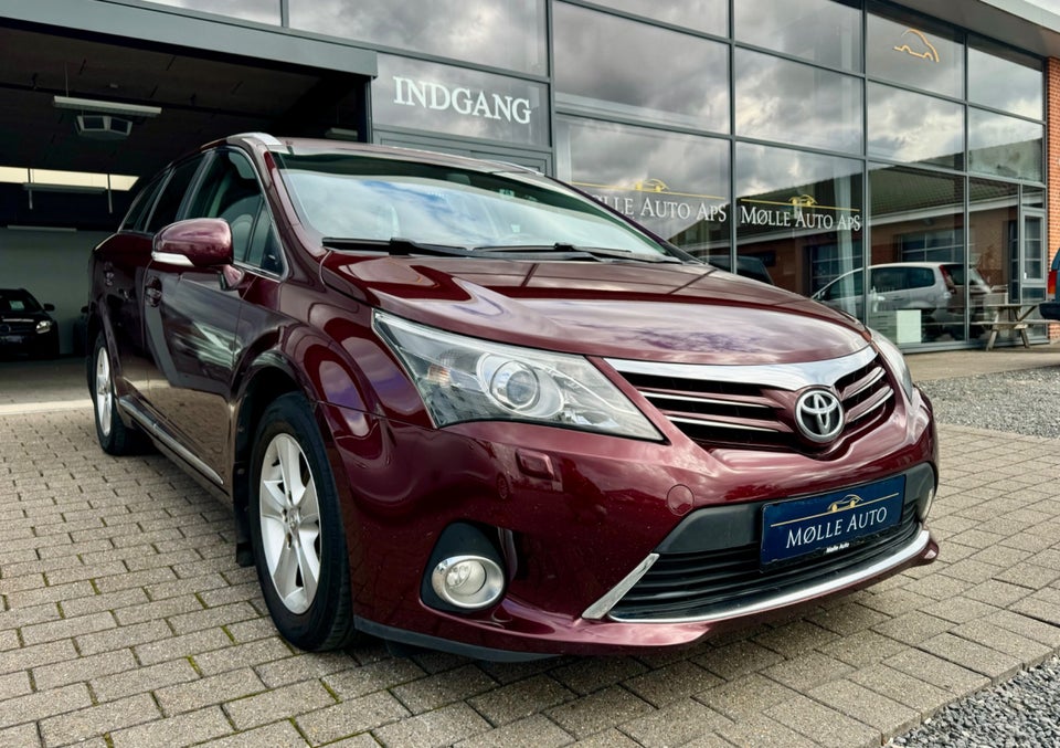 Toyota Avensis 2,0 D-4D T2 stc. 5d