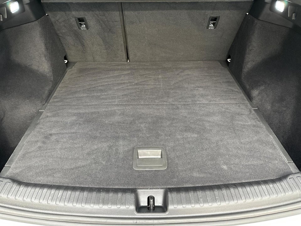 Audi Q4 e-tron 50 S-line quattro 5d