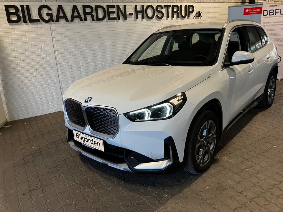 BMW iX1 eDrive20 X-Line 5d