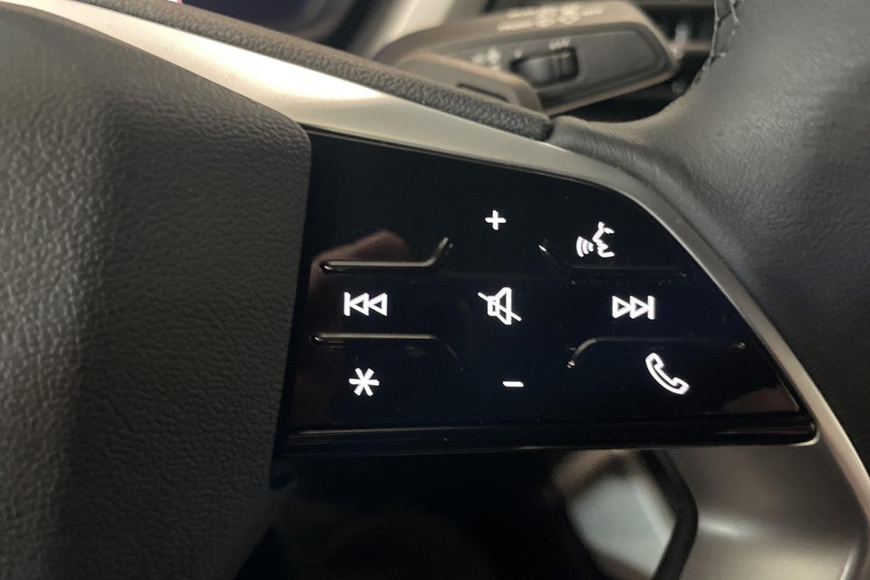 Audi Q4 e-tron 45 Progress 5d