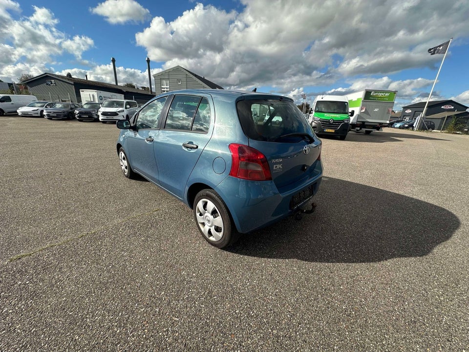 Toyota Yaris 1,3 Luna 5d