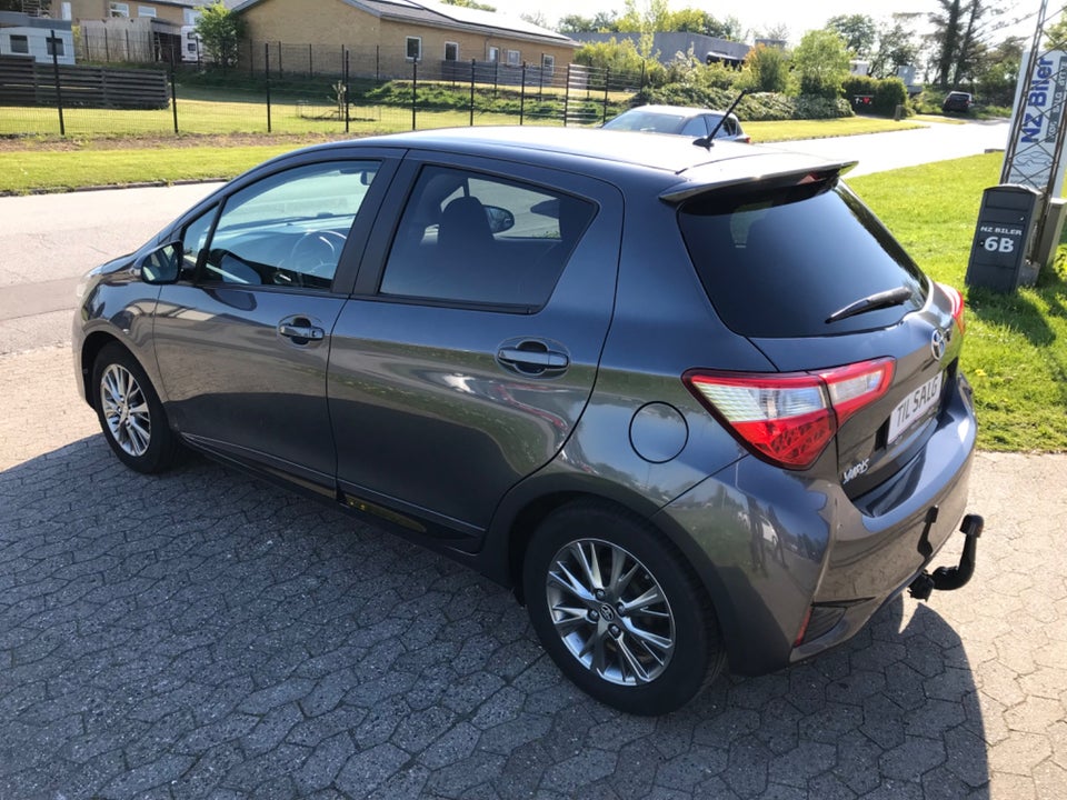 Toyota Yaris 1,5 VVT-i T2 Premium 5d