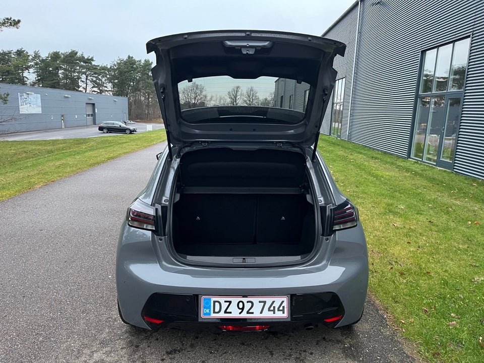 Peugeot 208 1,2 PureTech 100 Allure+ 5d