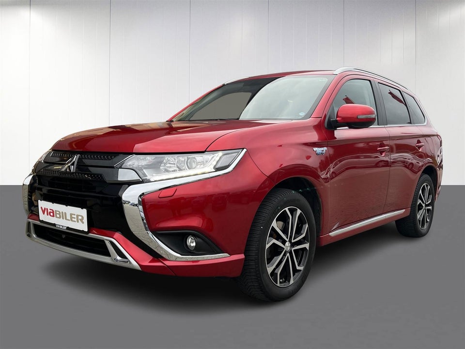 Mitsubishi Outlander 2,4 PHEV Inform+ CVT 4WD 5d