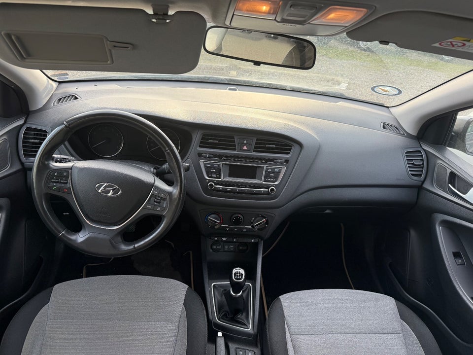 Hyundai i20 1,25 Trend 5d