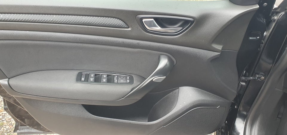 Renault Megane IV 1,2 TCe 130 Zen Sport Tourer 5d