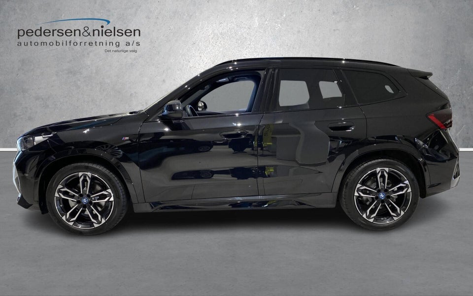 BMW iX1 eDrive20 M-Sport 5d