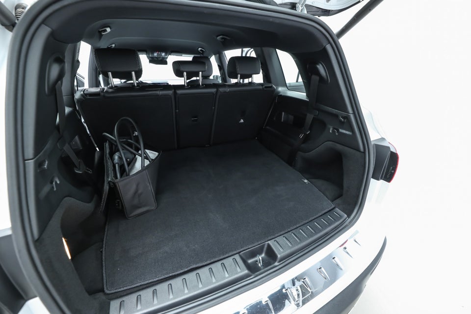 Mercedes EQB300 4Matic 7prs 5d