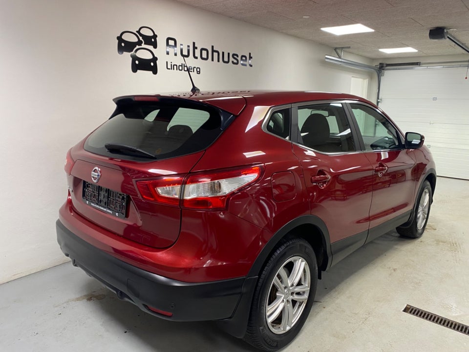 Nissan Qashqai 1,5 dCi 110 N-Connecta 5d