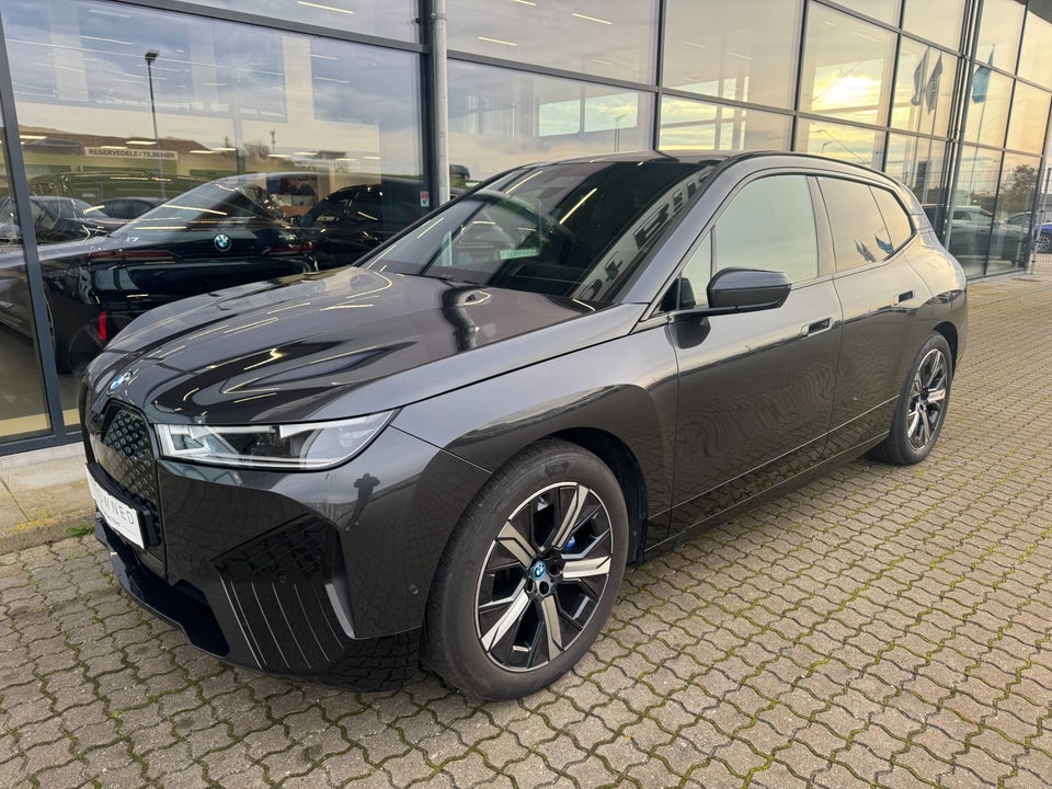 BMW iX xDrive50 Supercharged 5d