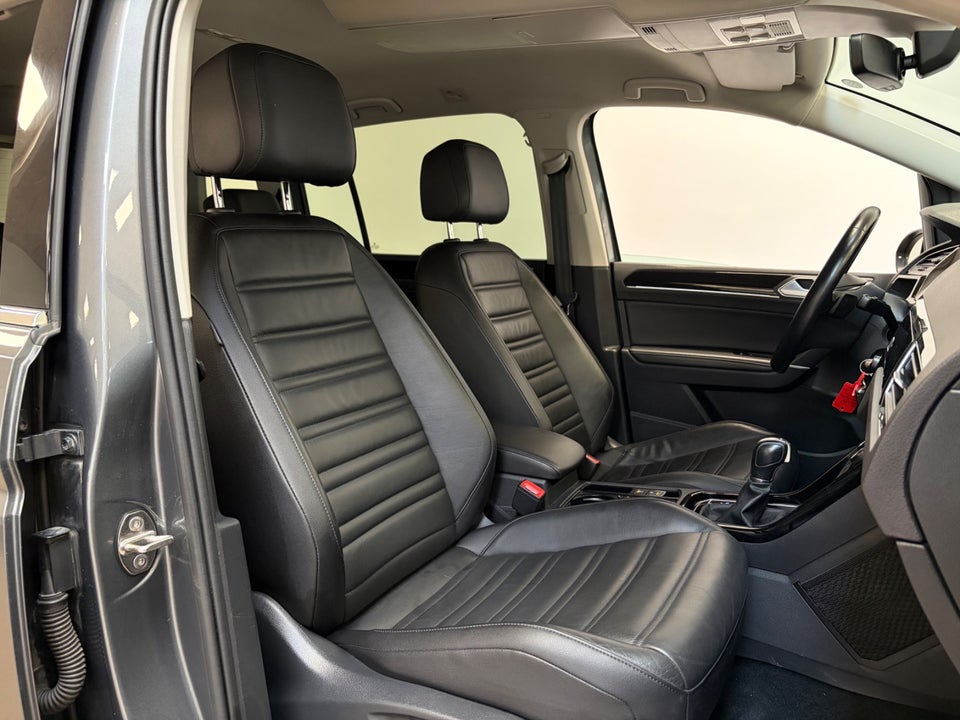 VW Touran 2,0 TDi 150 Highline DSG 5d