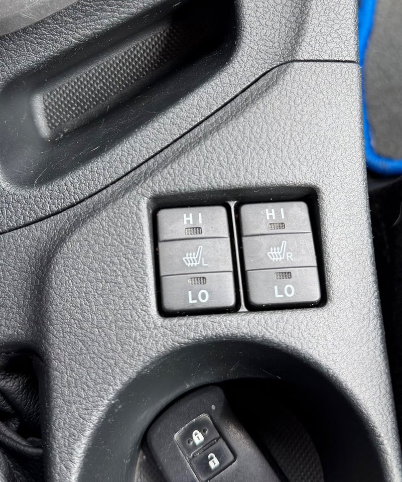 Toyota Auris 1,8 Hybrid H2 Comfort CVT 5d