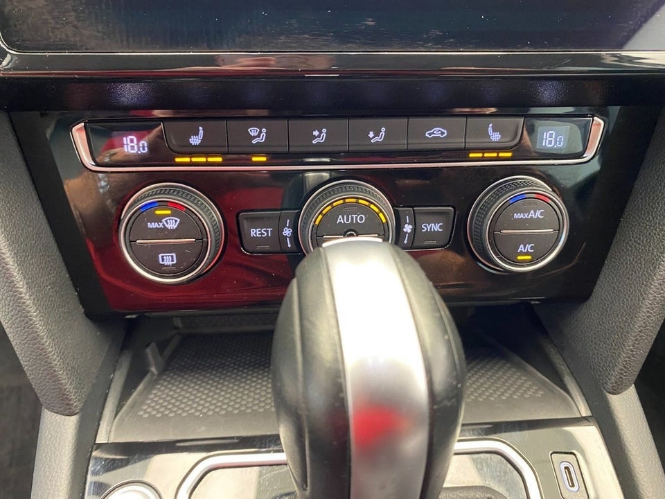 VW Passat 1,5 TSi 150 Elegance+ Variant DSG 5d