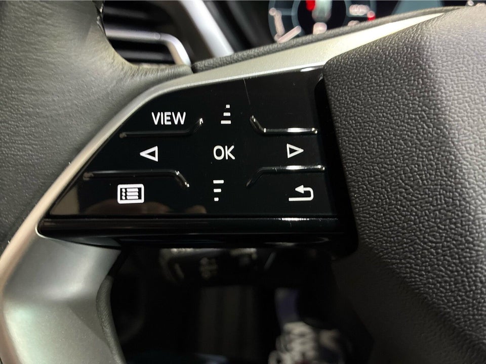 Audi Q4 e-tron 40 Attitude 5d