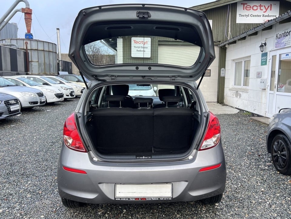 Hyundai i20 1,25 Classic XTR 5d