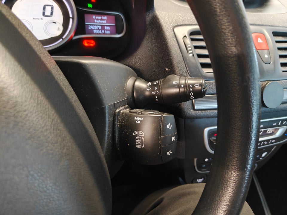 Renault Megane III 1,9 dCi 130 Dynamique Sport Tourer 5d