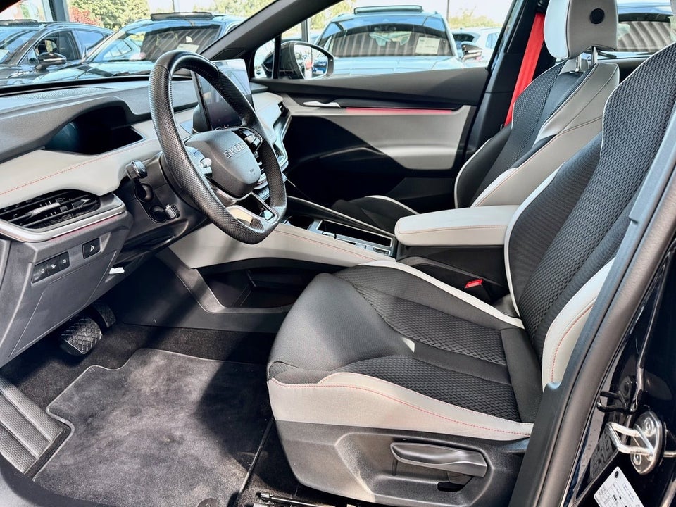 Skoda Elroq 85 iV Lodge 5d
