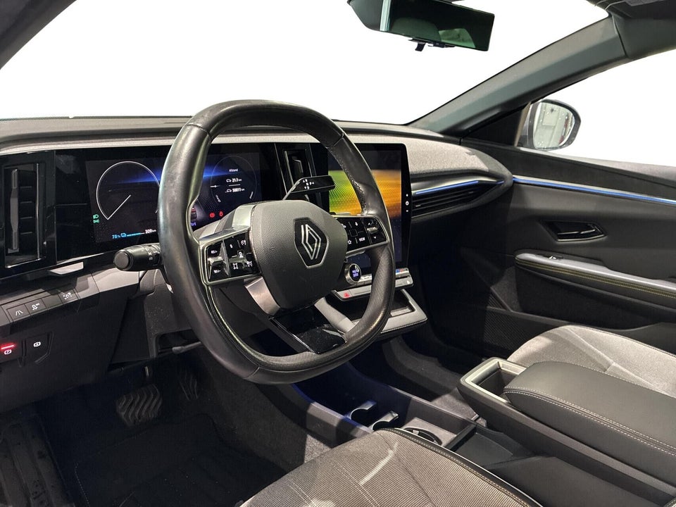 Renault Megane E-Tech 60 Techno 5d