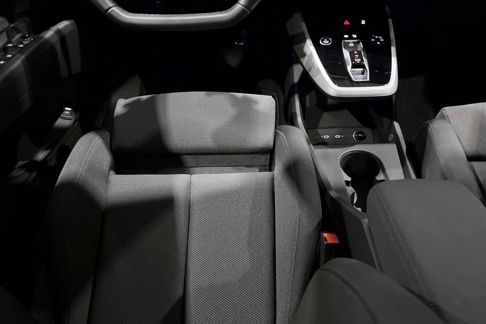 Audi Q4 e-tron 40 Progress 5d