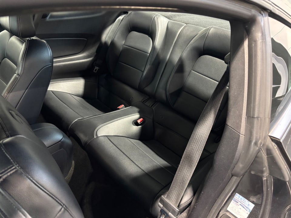 Ford Mustang 2,3 EcoBoost Fastback 2d