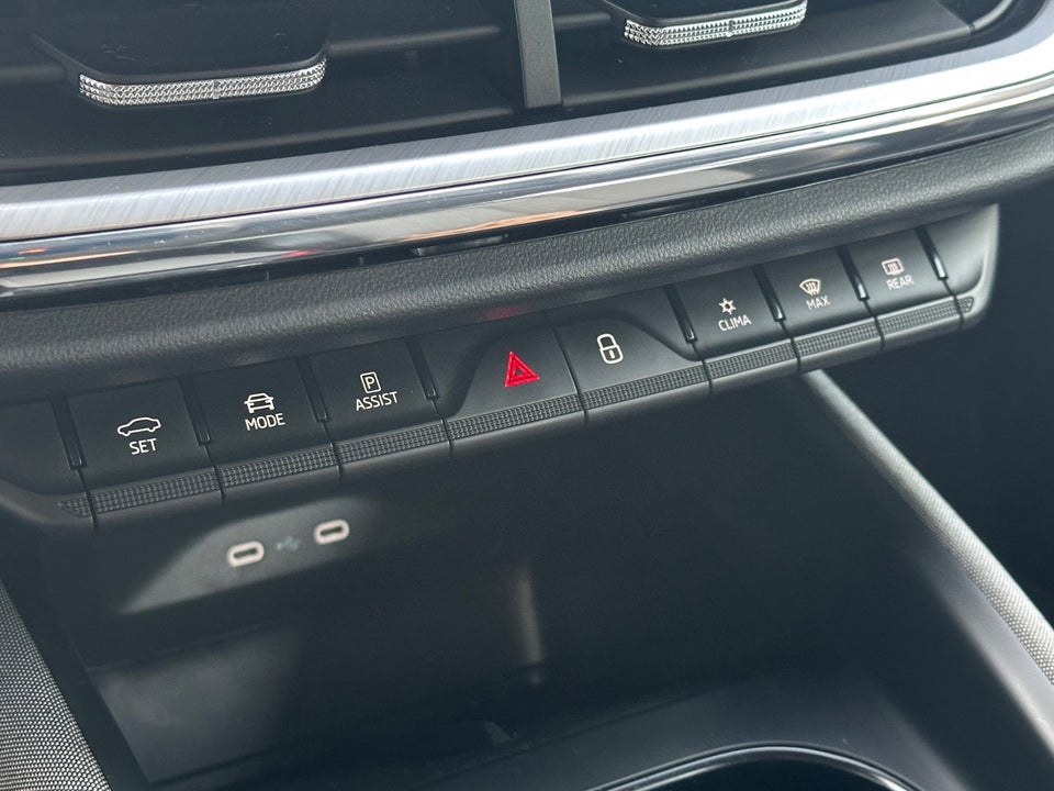 Skoda Enyaq 80 iV Loft 5d