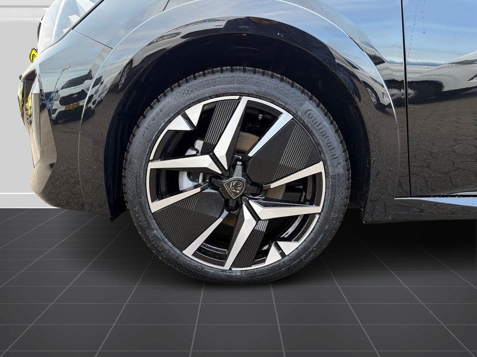 Peugeot e-208 54 GT Pack 5d