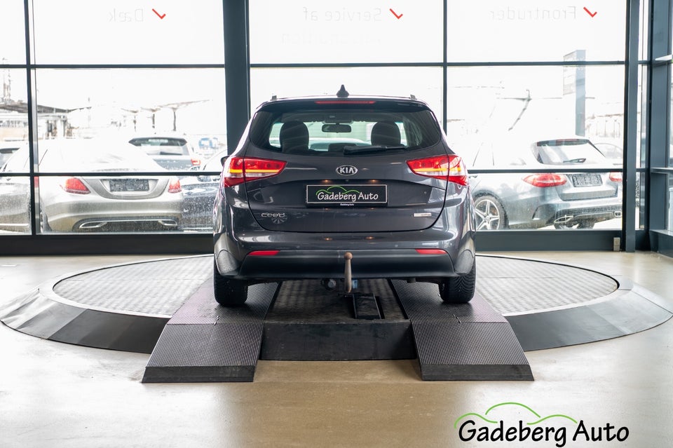 Kia Ceed 1,6 CRDi 136 Attraction SW DCT 5d