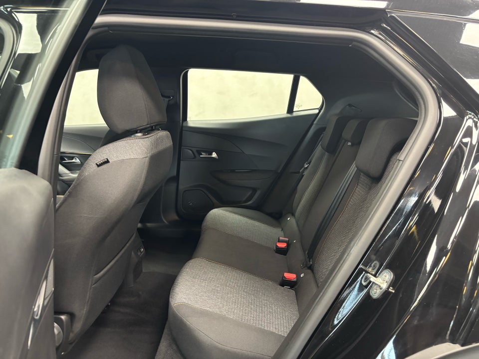 Peugeot e-2008 50 Style 5d