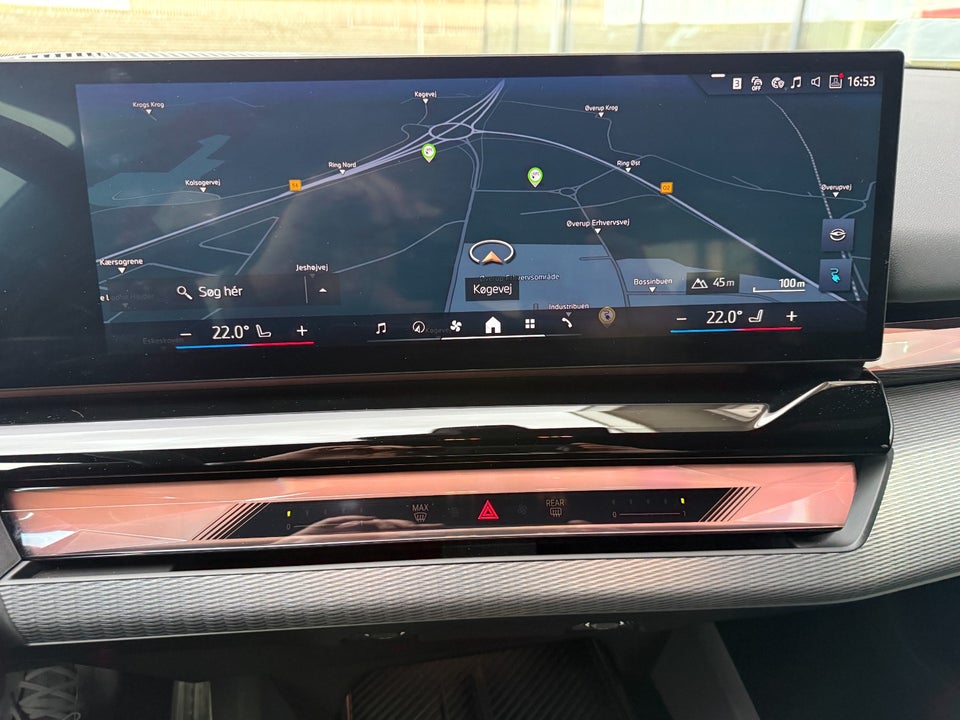 BMW i5 eDrive40 M-Sport 4d