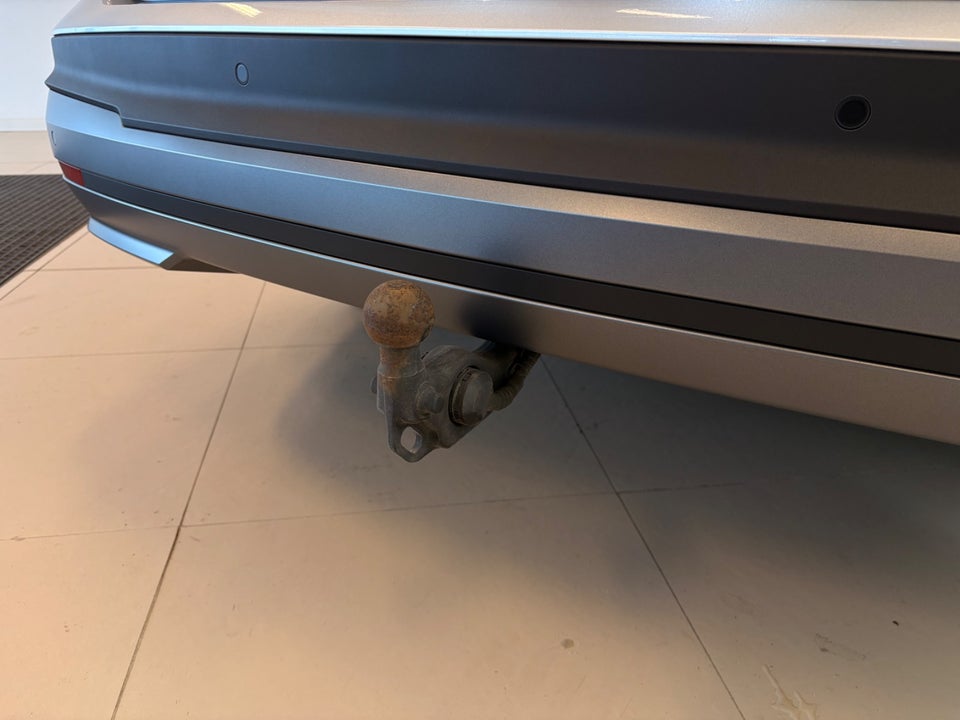 Skoda Enyaq 80 iV Design Selection Suite 5d