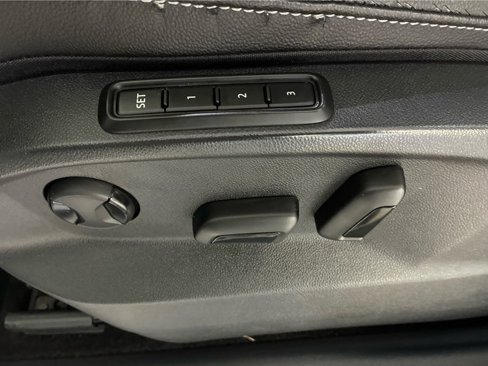 VW Tiguan 1,4 eHybrid R-line DSG 5d