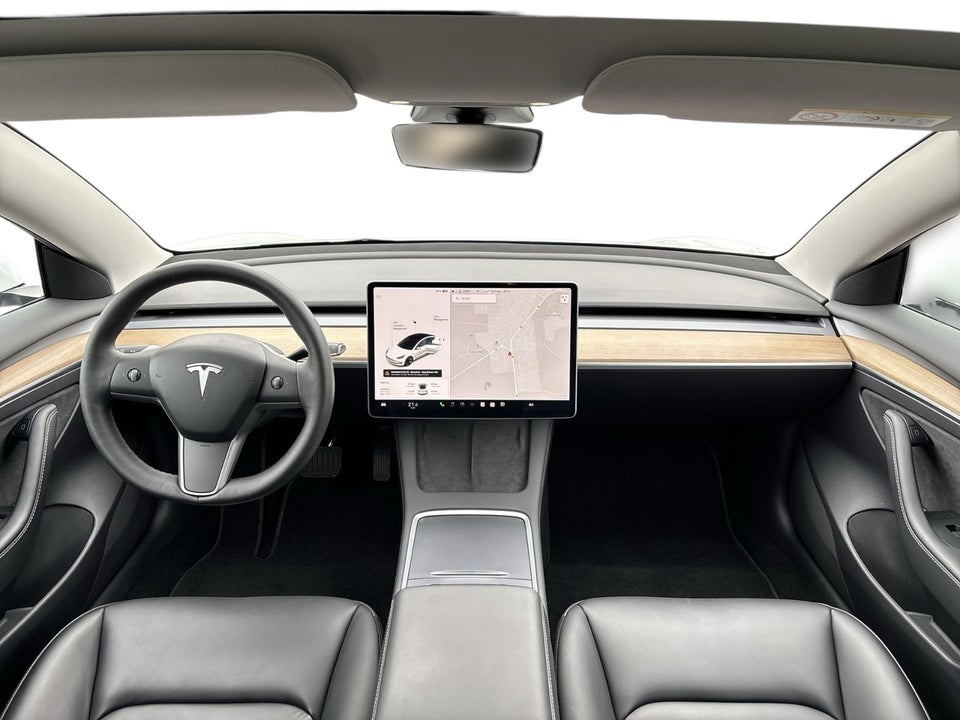 Tesla Model 3 RWD 4d