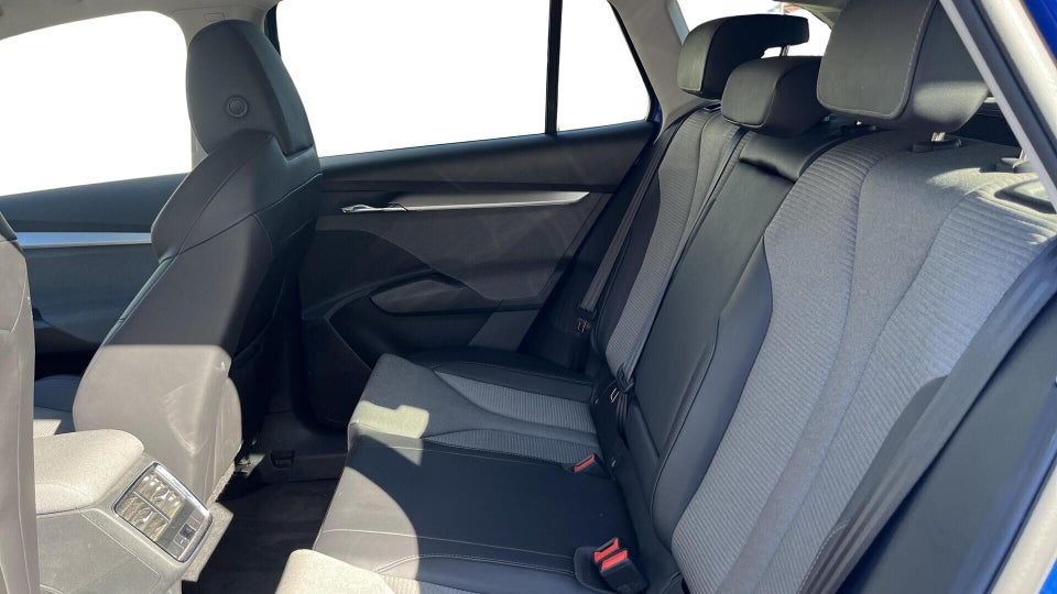 Skoda Enyaq 50 iV 5d