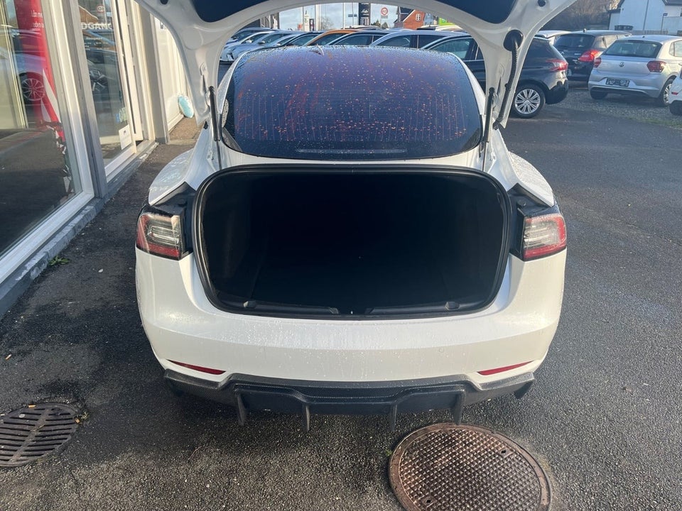 Tesla Model 3 Performance AWD 4d