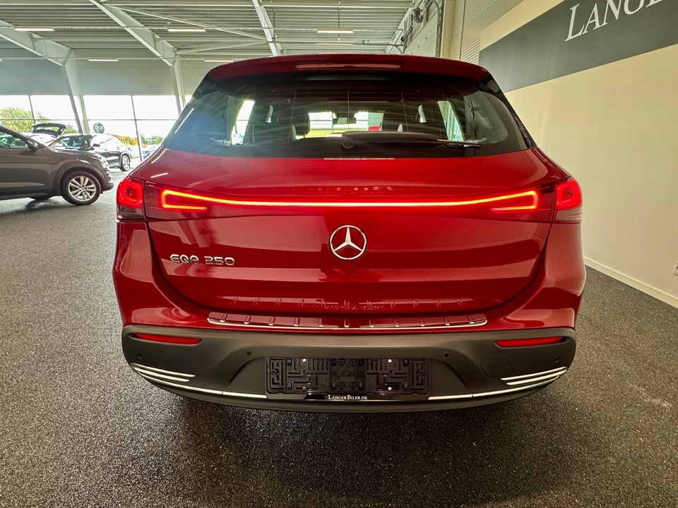 Mercedes EQA250 Progressive Line 5d