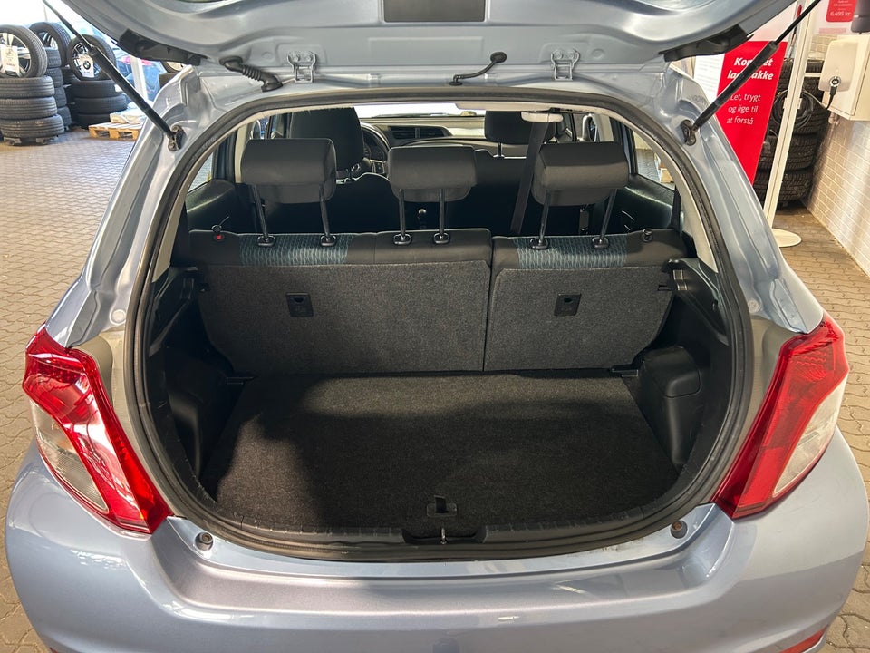 Toyota Yaris 1,3 VVT-i T1 5d