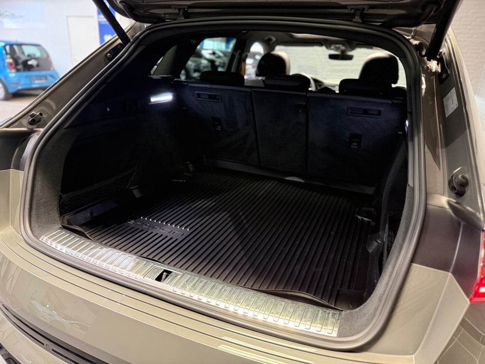 Audi e-tron 55 Black Edition S-line quattro 5d