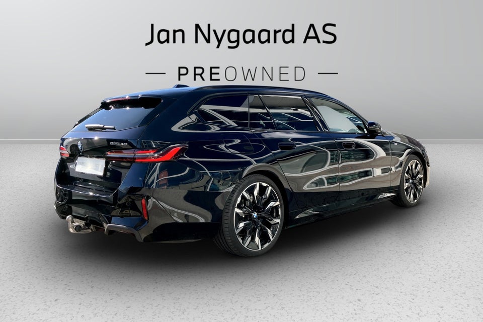 BMW i5 eDrive40 Touring Fully Charged 5d