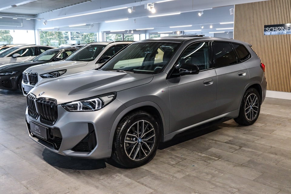 BMW iX1 xDrive30 M-Sport Premium 5d