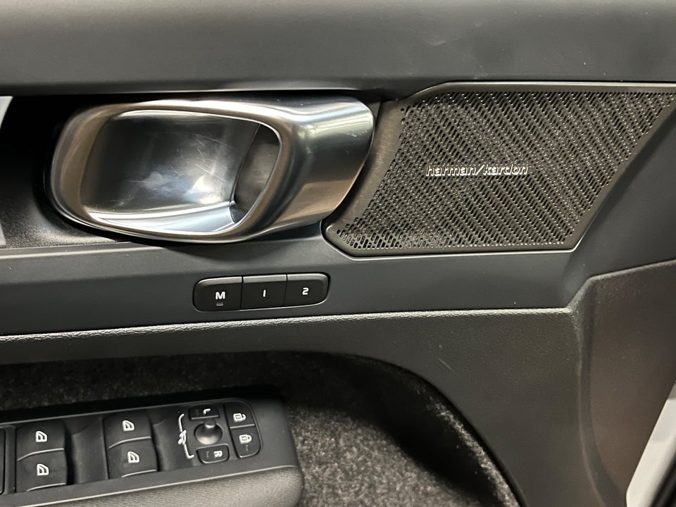 Volvo XC40 ReCharge Extended Range Ultimate 5d