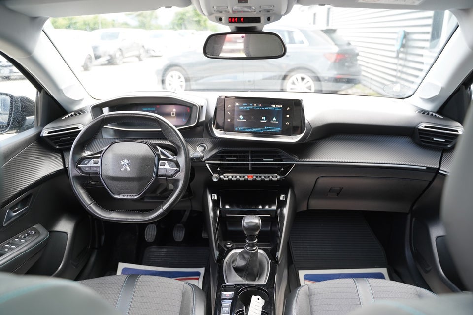 Peugeot 208 1,2 PureTech 100 Allure Sky 5d