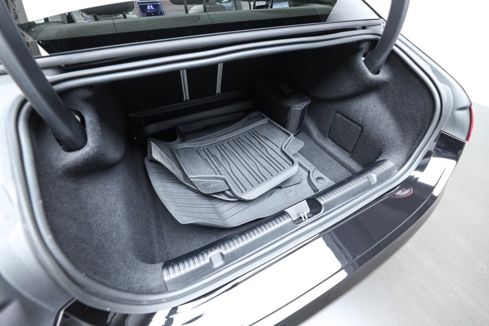 Mercedes EQE350+ Edition 1 4d